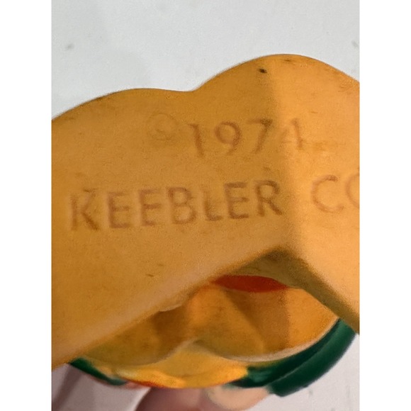 Vintage Keebler Elf 1974 Plastic Toy Vinyl Figurine Figure Ernie Advertising Toy - Picture 3 of 4